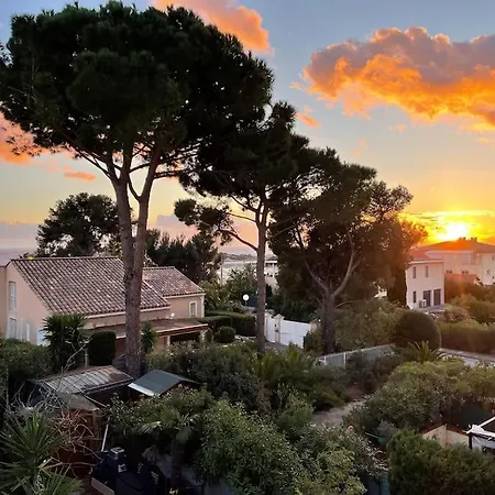 9 - Agreable Appartement, Terrasse, Vue Et Parking *