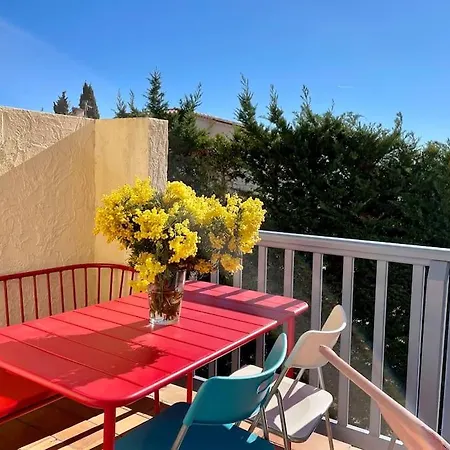9 - Agreable Appartement, Terrasse, Vue Et Parking Bandol