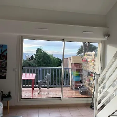 Apartment 9 - Agreable Appartement, Terrasse, Vue Et Parking *